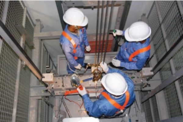 Các hình thức bảo trì thang máy sau bảo hành